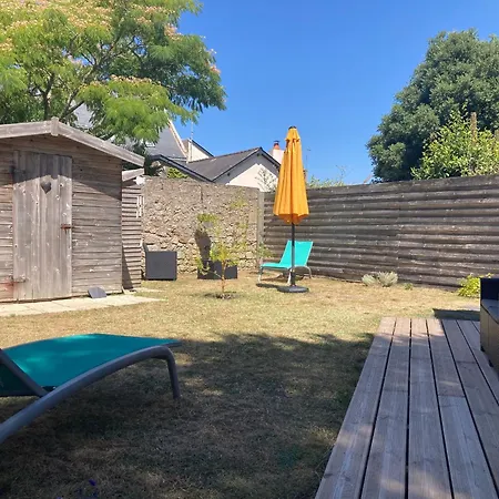 Charmante Maison Renovee Au Calme Avec Jardin Privatif, A 500m Des Plages Et Proche Commerces - Fr-1-306-1082 Batz-sur-Mer