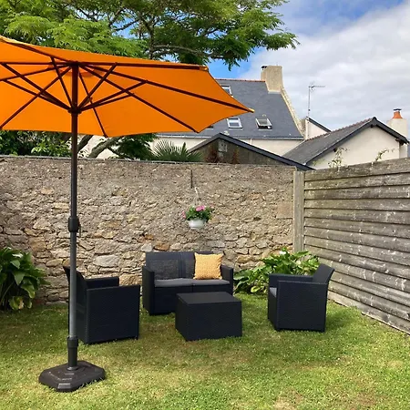 Charmante Maison Renovee Au Calme Avec Jardin Privatif, A 500m Des Plages Et Proche Commerces - Fr-1-306-1082 Prázdninový dům *